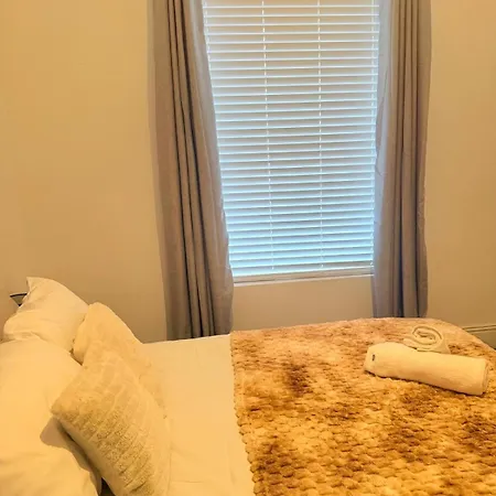 Daire Flat In Stokes Croft Bristol