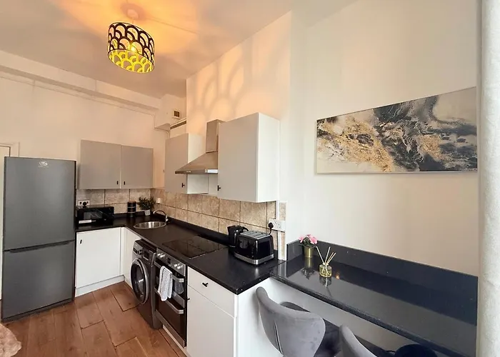 Flat In Stokes Croft Daire *